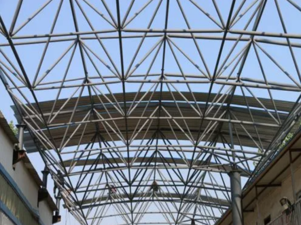 克孜勒苏柯尔克孜网架加工厂家必须注意的细节问题