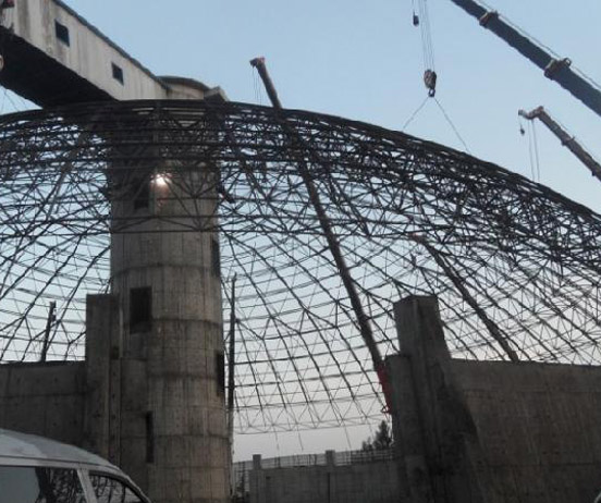 克孜勒苏柯尔克孜网架分条或分块安装法