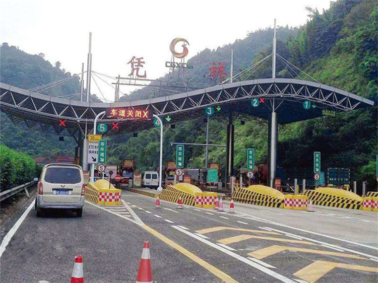 克孜勒苏柯尔克孜收费站网架